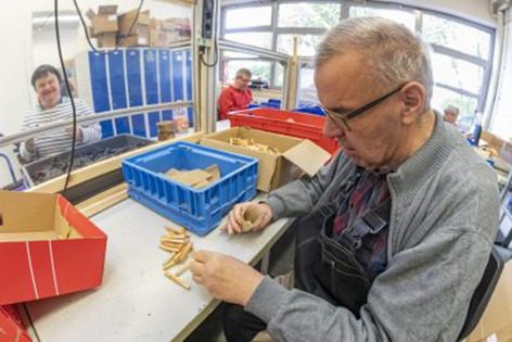 b-kompleben-ALS-arbeit-zuendis-ALS-_MG_3709-400x300